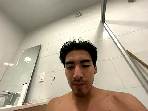 GIOOOO568 online show from October 2025 08:57:02 AM