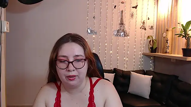 chloe prg online show from March 2025 12:40:02 PM