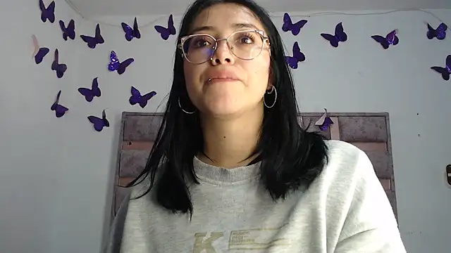 Anny Fox- online show from June 2026 03:00:01 AM