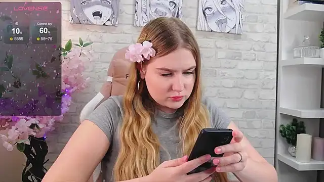 Ellie Wellie online show from December 2024 01:58:01 PM