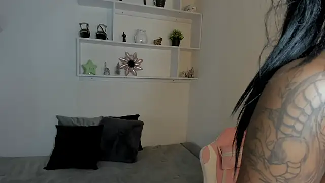 Snapshot of Zizi-campbel chatting on December 2024 02:55:01 AM Zizi-campbel online show from December 2024 02:55:01 AM