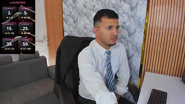 Snapshot of Hideintheoffice chatting on November 2025 03:56:02 PM Hideintheoffice online show from November 2025 03:56:02 PM