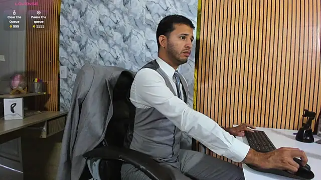 Hideintheoffice online show from March 2026 11:14:01 AM