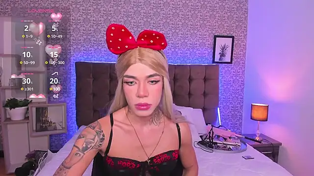 Camillesanto online show from December 2024 09:25:02 PM