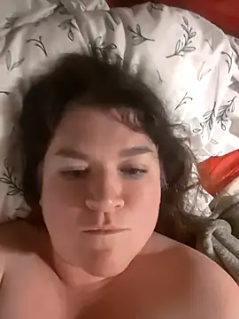 Snapshot of JuicyFuckinPussy chatting on January 2025 07:32:02 AM JuicyFuckinPussy online show from January 2025 07:32:02 AM