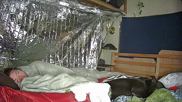 Snapshot of JuicyFuckinPussy chatting on January 2025 10:06:01 AM JuicyFuckinPussy online show from January 2025 10:06:01 AM