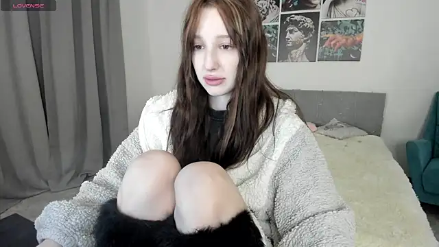 Lissa Meow  online show from May 2026 01:33:02 AM