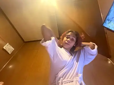 Snapshot of carmelbbyx22 chatting on March 2026 04:25:02 AM carmelbbyx22 online show from March 2026 04:25:02 AM