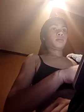 Snapshot of carmelbbyx22 chatting on March 2026 06:19:02 AM carmelbbyx22 online show from March 2026 06:19:02 AM