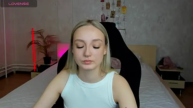 Cheryl  Brown online show from March 2025 01:05:01 AM