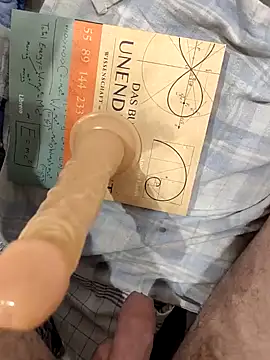 Snapshot of LeoSubLifestyle4You chatting on January 2025 03:40:02 PM LeoSubLifestyle4You online show from January 2025 03:40:02 PM