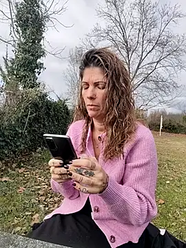 sansan2411 online show from February 2026 01:01:02 PM