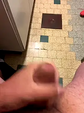 mikiss789 online show from September 2025 03:28:01 AM