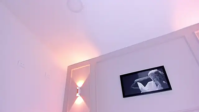 Snapshot of anniemartinezz chatting on December 2024 05:59:02 PM anniemartinezz online show from December 2024 05:59:02 PM