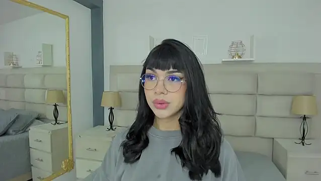 Snapshot of RoseCassie chatting on February 2025 12:57:02 PM RoseCassie online show from February 2025 12:57:02 PM