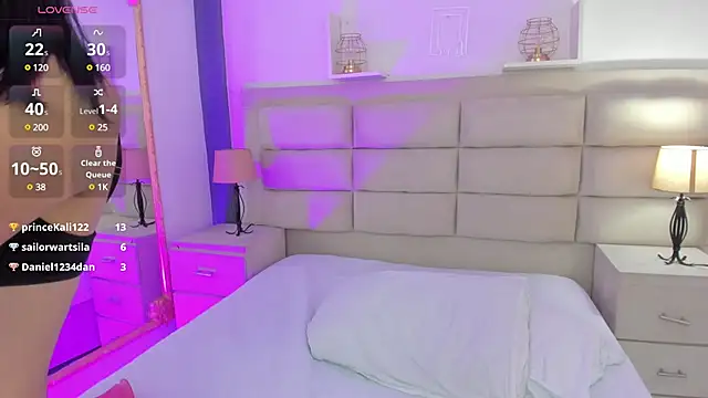 Snapshot of RoseCassie chatting on February 2025 06:59:02 PM RoseCassie online show from February 2025 06:59:02 PM