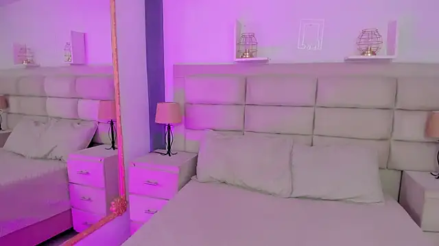 Snapshot of RoseCassie chatting on February 2025 12:55:02 PM RoseCassie online show from February 2025 12:55:02 PM