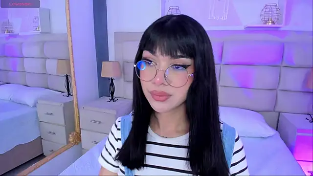 Snapshot of RoseCassie chatting on March 2025 01:18:01 PM RoseCassie online show from March 2025 01:18:01 PM