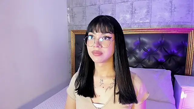 Snapshot of RoseCassie chatting on March 2025 01:45:01 PM RoseCassie online show from March 2025 01:45:01 PM