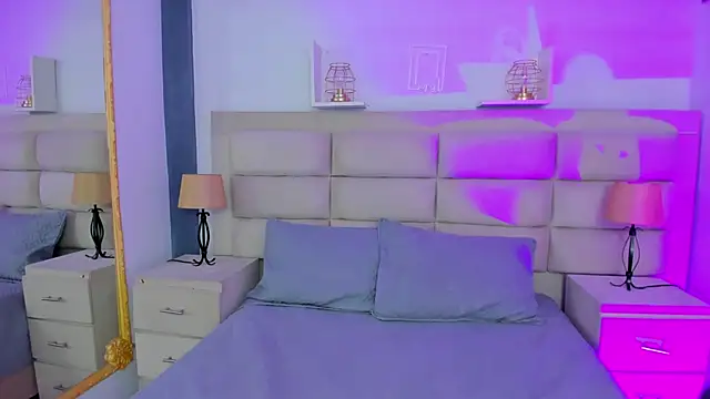 Snapshot of RoseCassie chatting on March 2025 01:35:02 PM RoseCassie online show from March 2025 01:35:02 PM