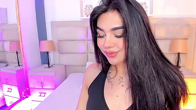 Snapshot of RoseCassie chatting on September 2025 01:44:02 PM RoseCassie online show from September 2025 01:44:02 PM