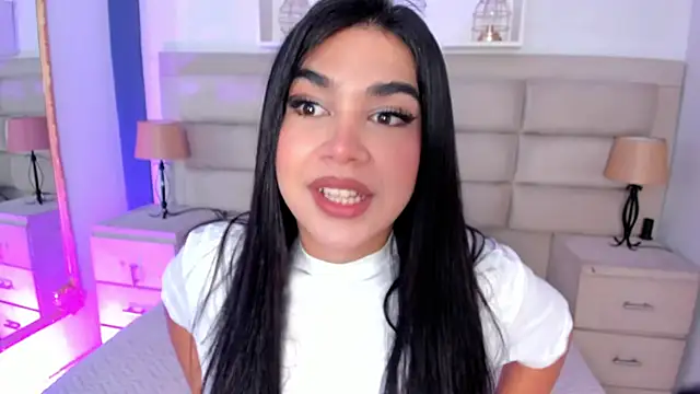 Snapshot of RoseCassie chatting on September 2025 12:41:02 PM RoseCassie online show from September 2025 12:41:02 PM