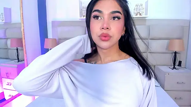 Snapshot of RoseCassie chatting on September 2025 01:15:01 PM RoseCassie online show from September 2025 01:15:01 PM