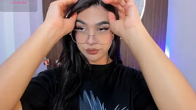 RoseCassie online show from March 2026 01:27:02 PM