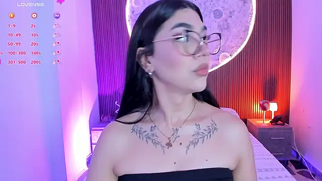 RoseCassie online show from June 2026 01:59:01 PM