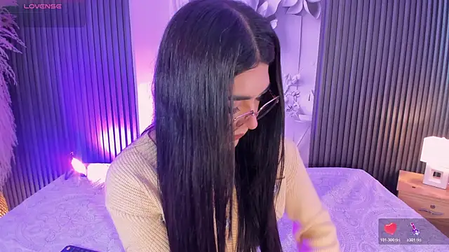 RoseCassie online show from June 2026 01:53:02 PM