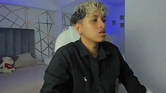 Dominick jones online show from January 2025 08:26:02 PM