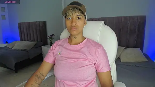 Dominick jones online show from January 2025 07:24:01 PM