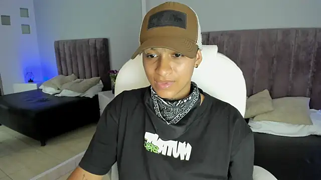 Dominick jones online show from January 2025 11:25:01 PM