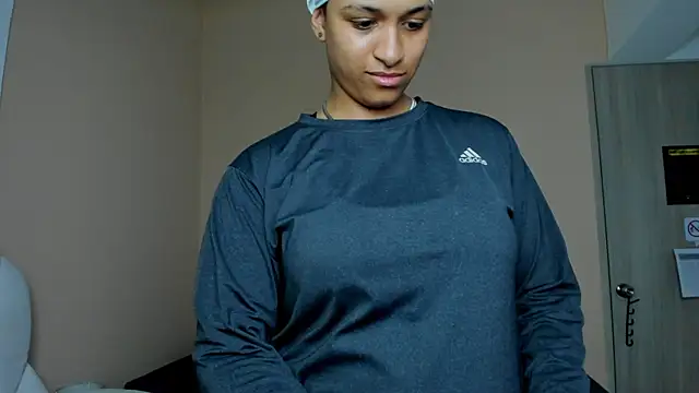 Dominick jones online show from September 2025 04:23:01 AM