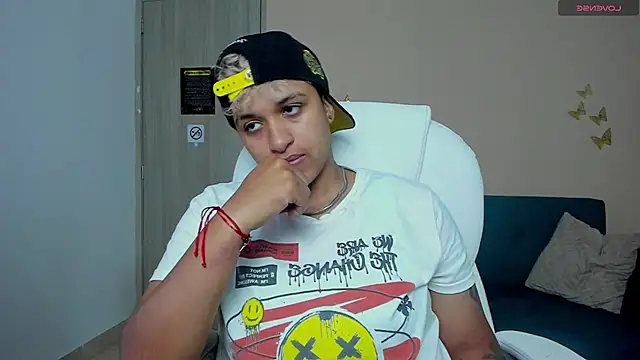 Dominick jones online show from September 2025 10:23:02 PM