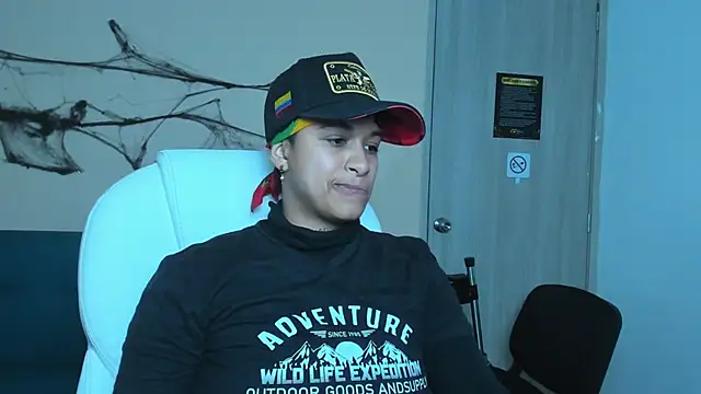 Dominick jones online show from October 2025 05:32:02 AM