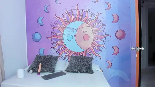 Mariana 16  online show from September 2025 07:28:01 PM