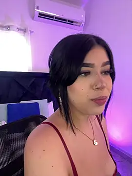 Lily Woodz online show from July 2026 07:12:02 PM