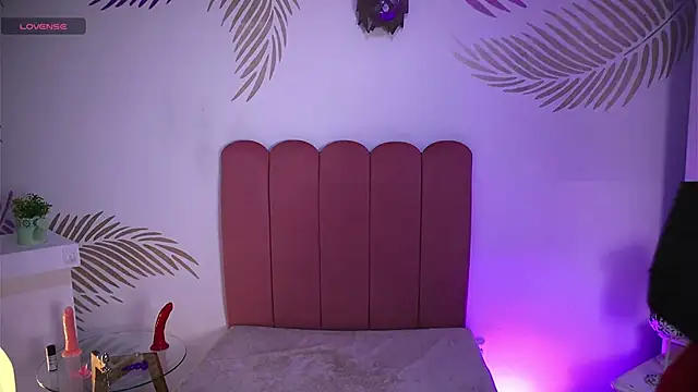 AnikaRomanoff online show from February 2025 12:06:02 PM