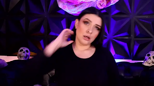 AnikaRomanoff online show from October 2025 04:13:01 AM