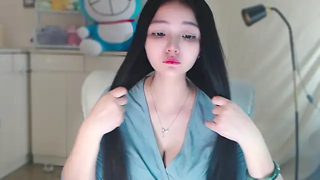 Snapshot of xiao-xiao-D chatting on January 2025 05:34:02 AM xiao-xiao-D online show from January 2025 05:34:02 AM