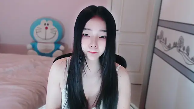 xiao-xiao-D online show from November 2025 05:40:01 AM