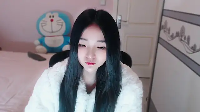 xiao-xiao-D online show from December 2025 08:42:02 AM