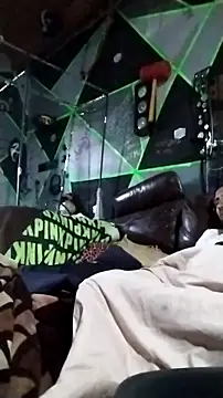 dulcedeseo13 online show from February 2026 06:28:02 PM