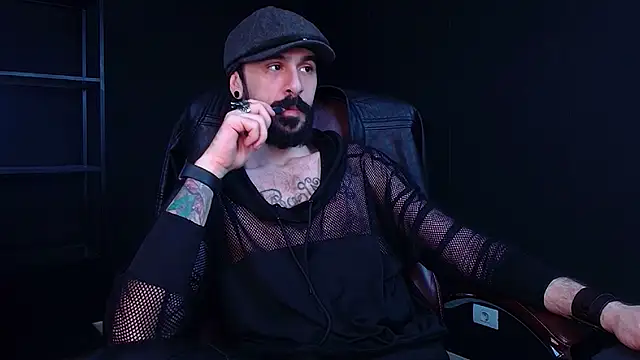 AxelColton online show from December 2025 06:23:01 AM