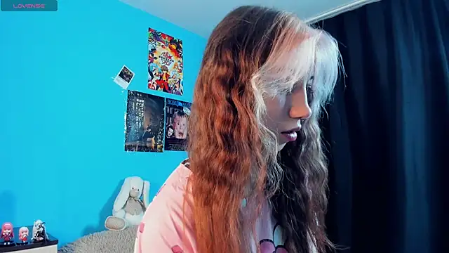 Snapshot of _Mindy_ chatting on February 2025 01:27:02 AM Mindy online show from February 2025 01:27:02 AM