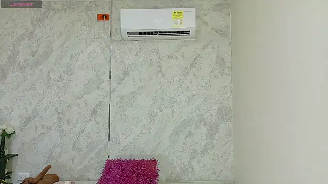 dani-lue online show from May 2026 12:32:01 PM