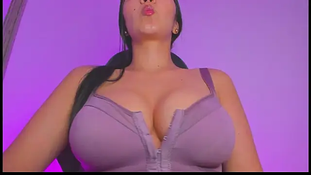 nathyy garcia online show from May 2026 02:40:02 AM