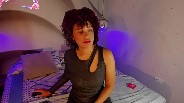 loladupont online show from January 2025 11:35:01 AM