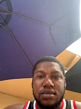 Snapshot of forfunsies chatting on October 2025 09:26:02 PM forfunsies online show from October 2025 09:26:02 PM